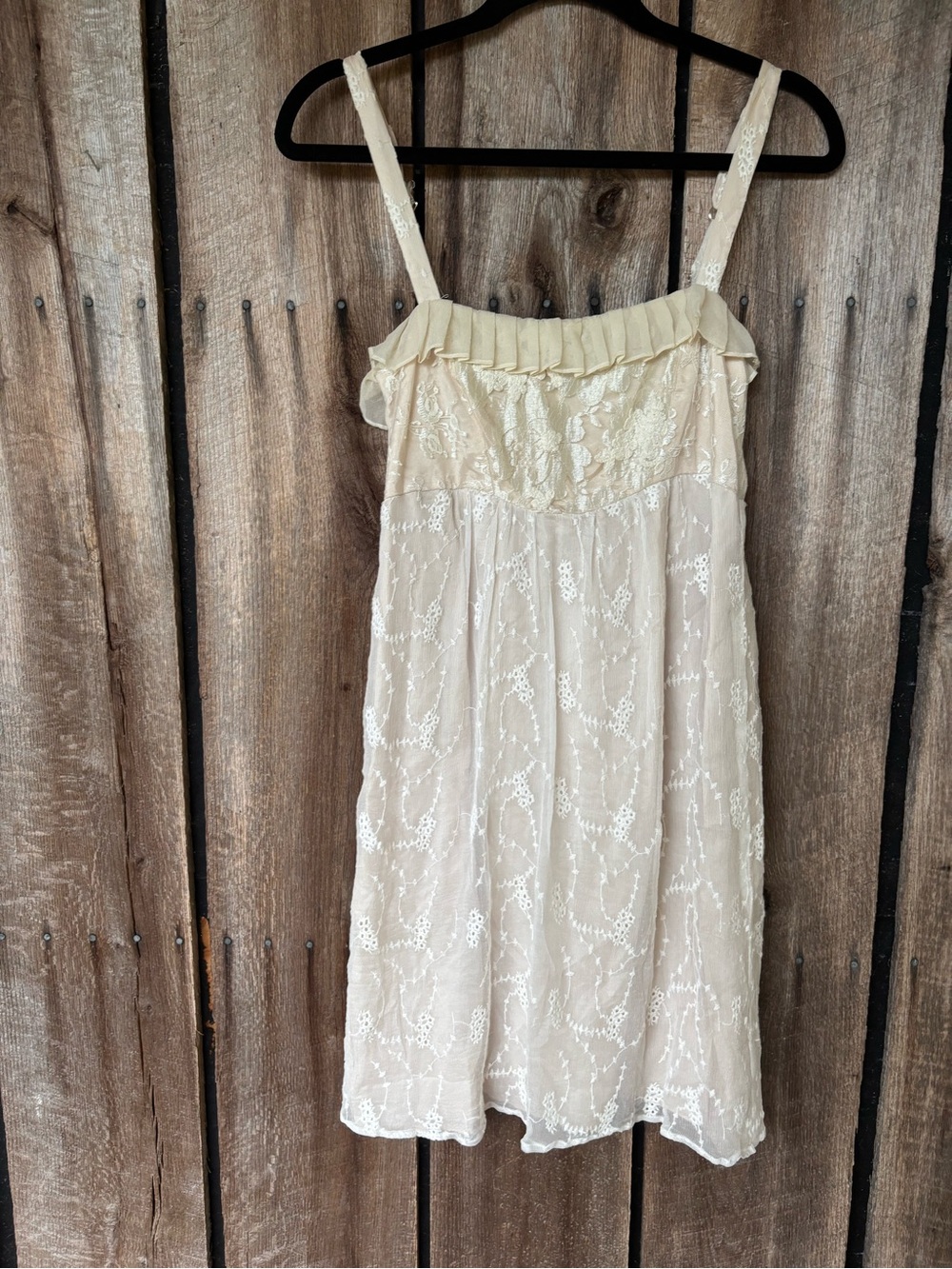 Left of Center Anthropologie 100% Silk Lace Embroidered Dress Size 2 Made USA